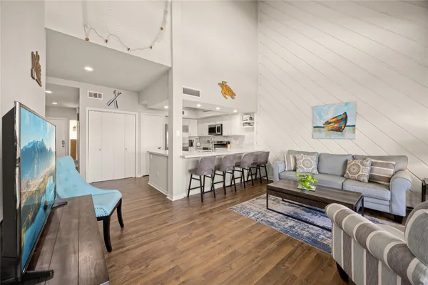 $219,000 | 108 April Sound Boulevard, Montgomery, TX 77356
