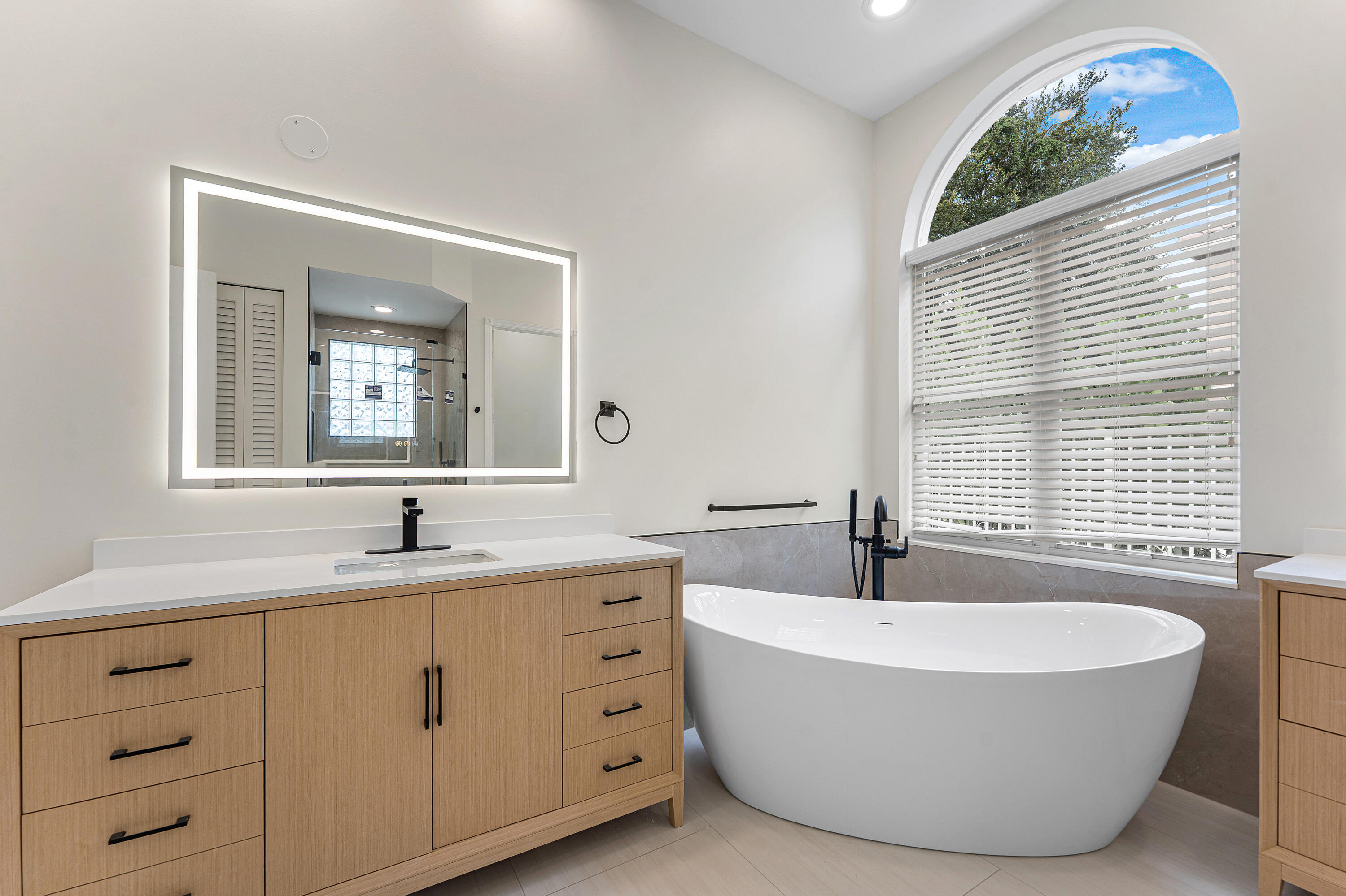 18596 Ocean Mist Drive Boca Raton, FL 33498 - Photo 31 of 51 Primary Bath