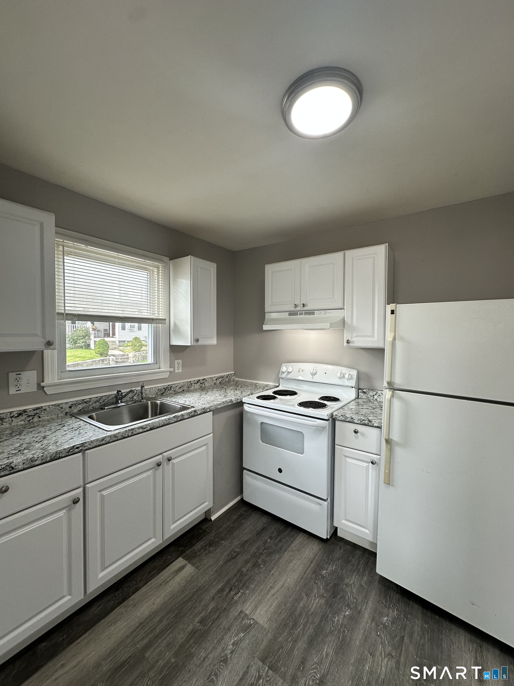 57 Ashcraft Road, Unit 1 New London, CT 06320 - Photo 5 of 10 Gallery Image 5