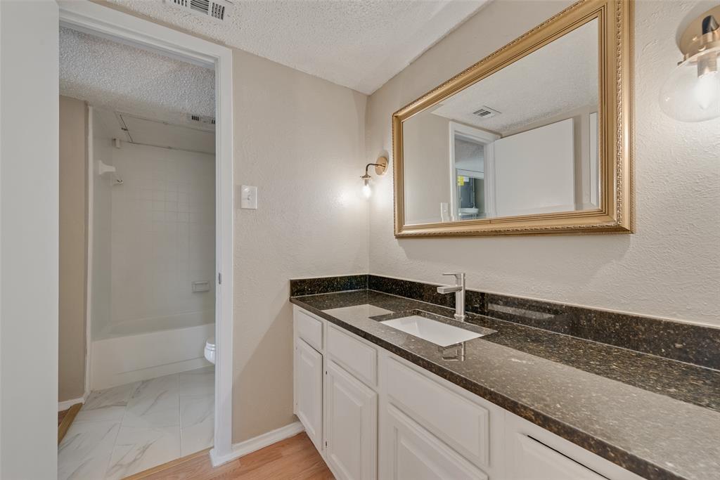 11480 Audelia Road, Unit 232 Dallas, TX 75243 - Photo 9 of 23 Washroom