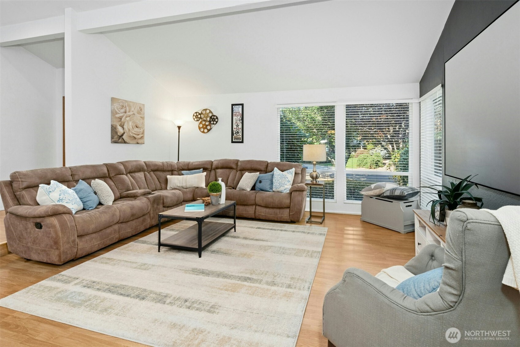 11119 Southeast 183rd Place Renton, WA 98055 - Photo 4 of 30 Gallery Image 4