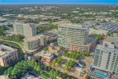 $895,000 | 82 East Crystal Canyon Circle, The Woodlands, TX 77389