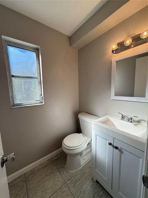 470 Briarwood Road Venice, FL 34293 - Photo 13 of 14