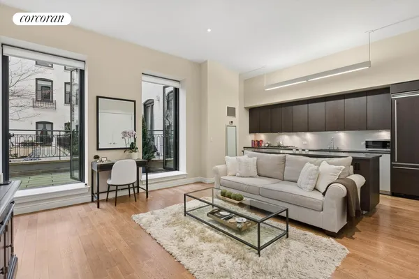 $1,600,000 | 225 5th Avenue, Unit 2T | NoMad