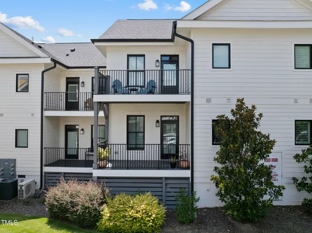 $359,900 | 606 Daniels Street, Unit B, Raleigh, NC 27605