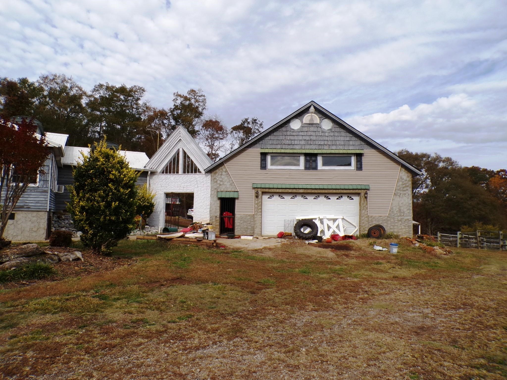 850 Springdale Road Cowpens, SC 29330 - Photo 4 of 50