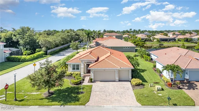 $465,000 | 3130 Scarlet Oak Place, North Fort Myers, FL 33903
