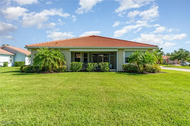 $465,000 | 3130 Scarlet Oak Place, North Fort Myers, FL 33903