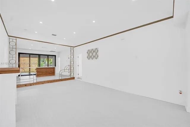 a view of empty room