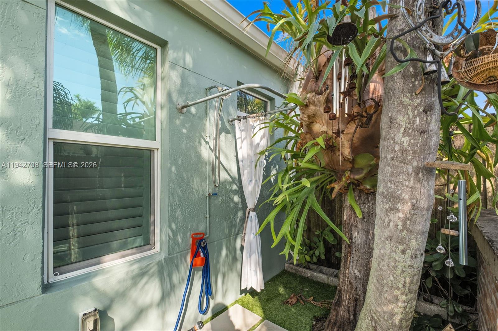 22239 Southwest 98th Place Cutler Bay, FL 33190 - Photo 35 of 67 a view of a house with a tree