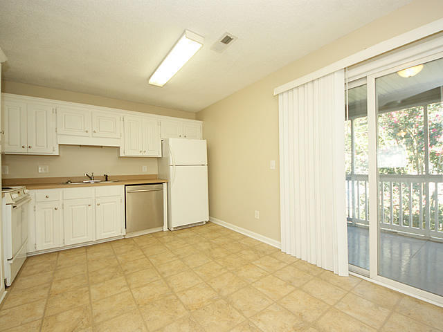 24 Rudwick Circle Goose Creek, SC 29445 - Photo 6 of 18 1633369569025_1633422703530_163336956902