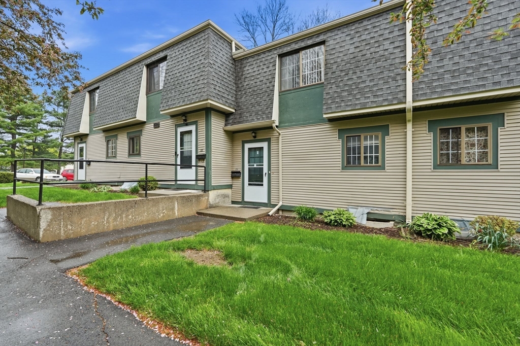 170 East Hadley Road, Unit 23 Amherst, MA 01002 - Photo 4 of 34