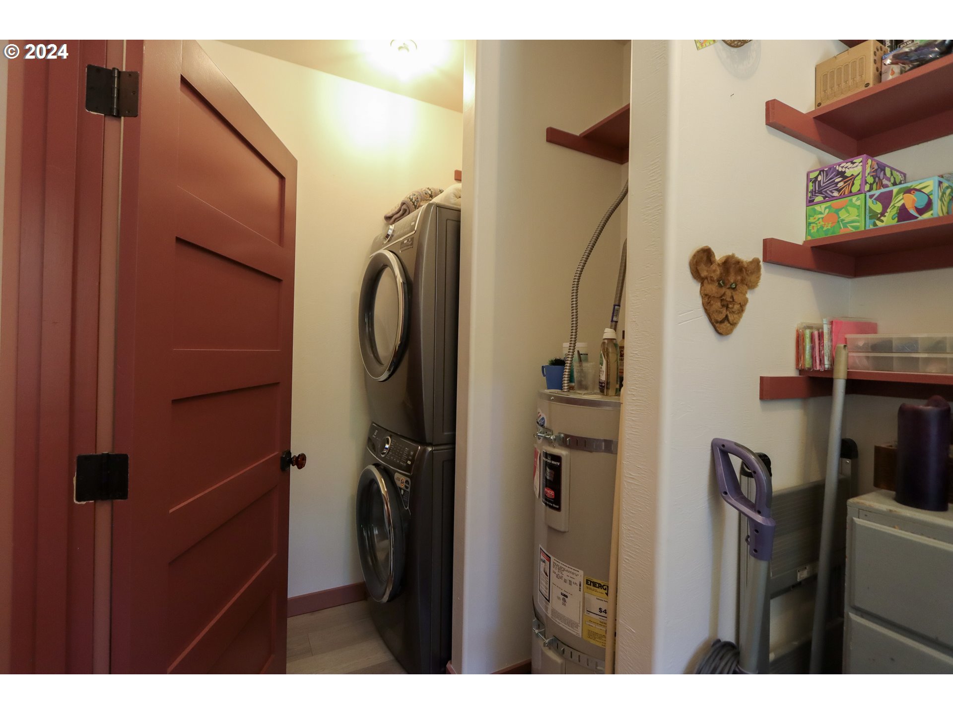 1310 Riverside Drive Northeast Bandon, OR 97411 - Photo 18 of 42 a bathroom with a shower and a mirror