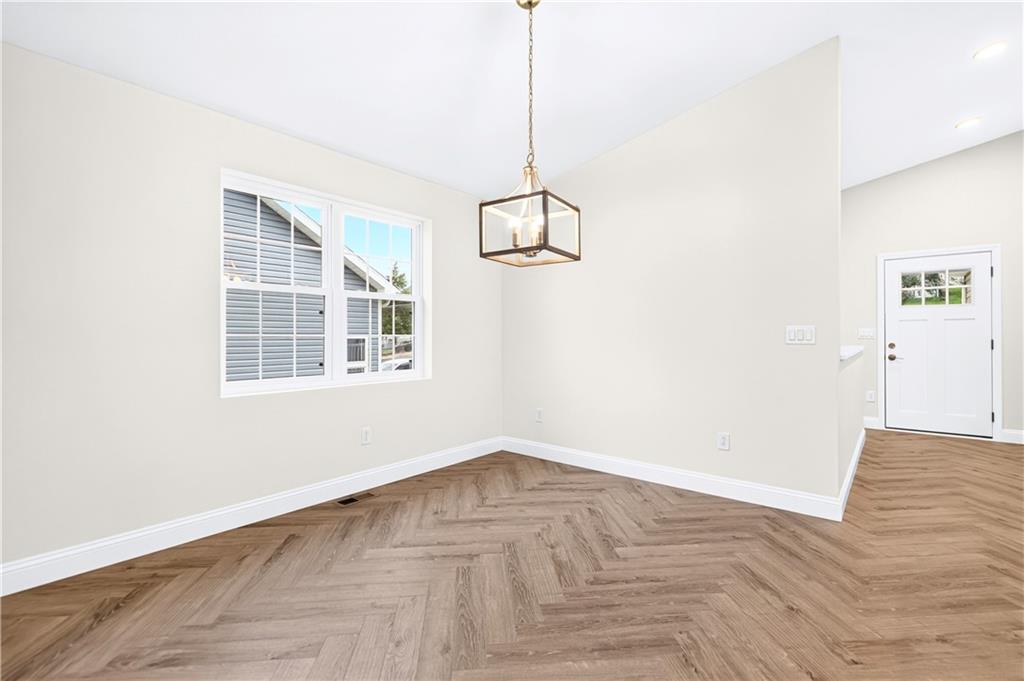 213 Reed Avenue Houston, PA 15342 - Photo 9 of 39