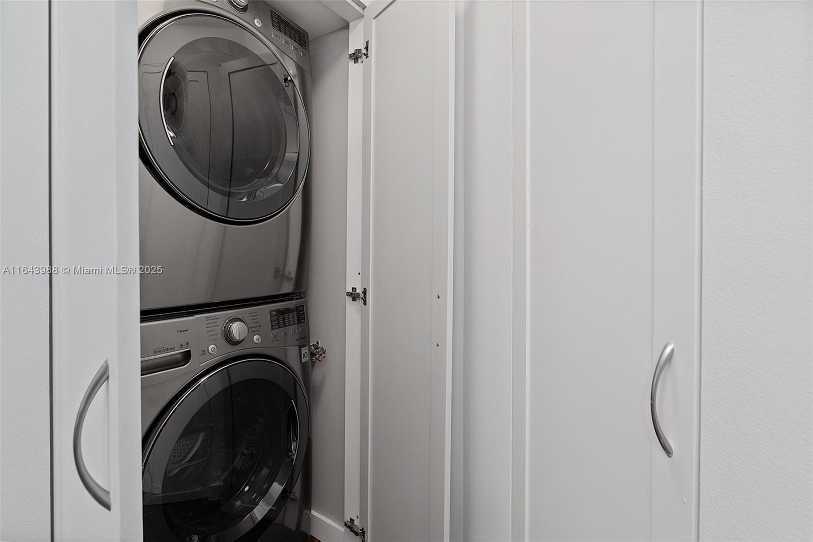 1 Century Lane, Unit 505 Miami Beach, FL 33139 - Photo 13 of 31