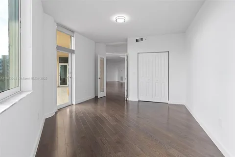 $775,000 | 1 Century Lane, Unit 505, Miami Beach, FL 33139