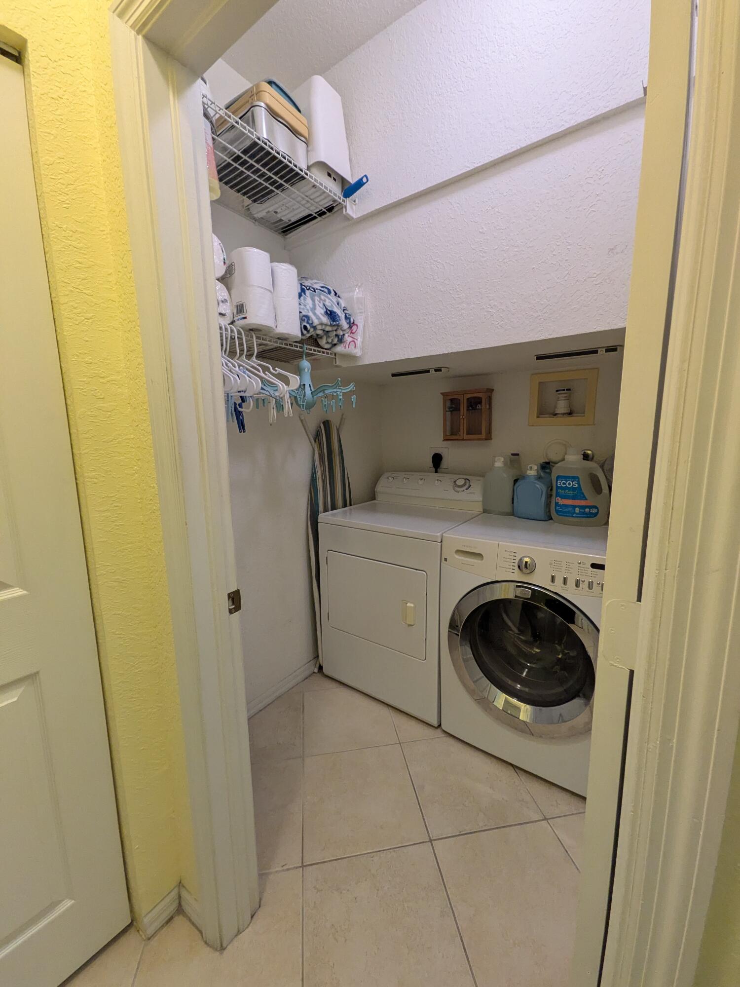 4091 Northwest 91st Terrace Sunrise, FL 33351 - Photo 18 of 41 a utility room with dryer and washer
