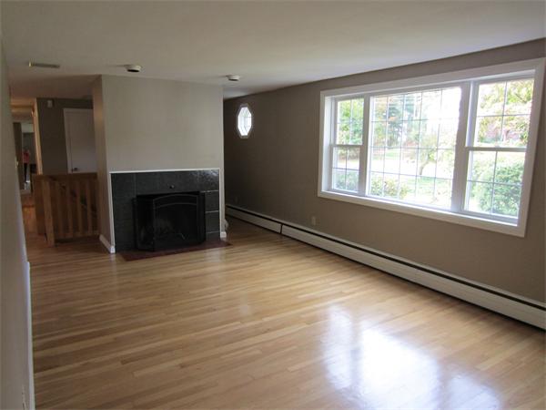 124 Parker Road Framingham, MA 01702 - Photo 4 of 26