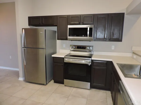 $1,675 | 1489 Newcastle Way, Pensacola, FL 32534