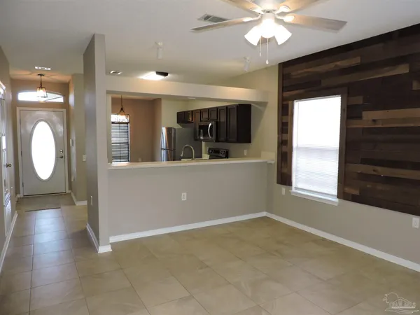 $1,675 | 1489 Newcastle Way, Pensacola, FL 32534