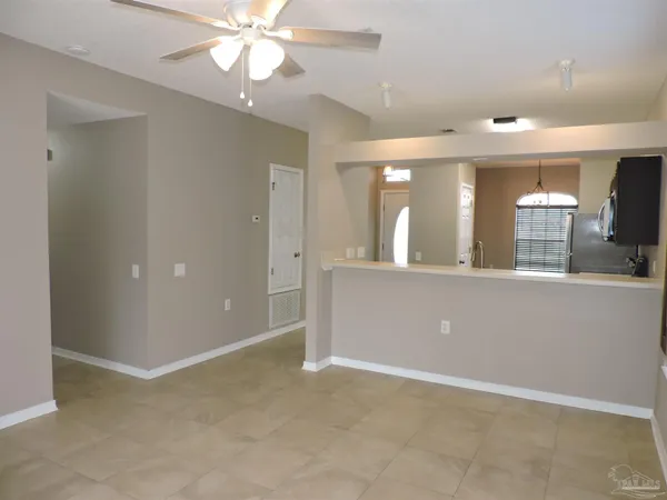 $1,675 | 1489 Newcastle Way, Pensacola, FL 32534