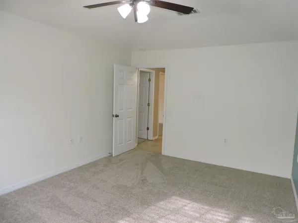 $1,675 | 1489 Newcastle Way, Pensacola, FL 32534