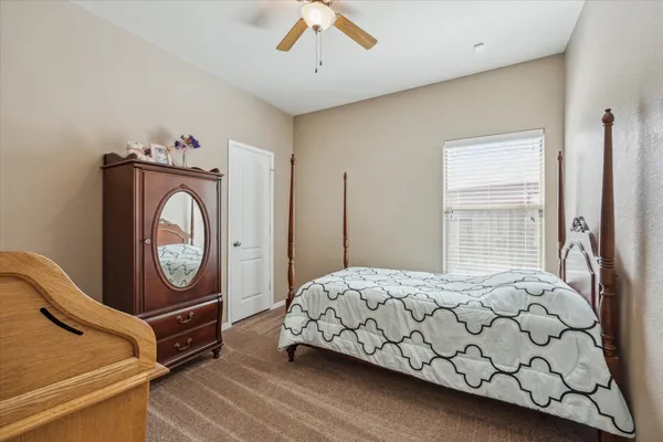 $2,350 | 919 East Tide Bay Circle, Katy, TX 77494