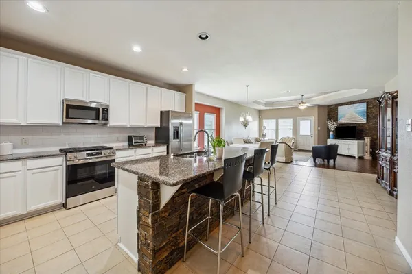 $2,350 | 919 East Tide Bay Circle, Katy, TX 77494