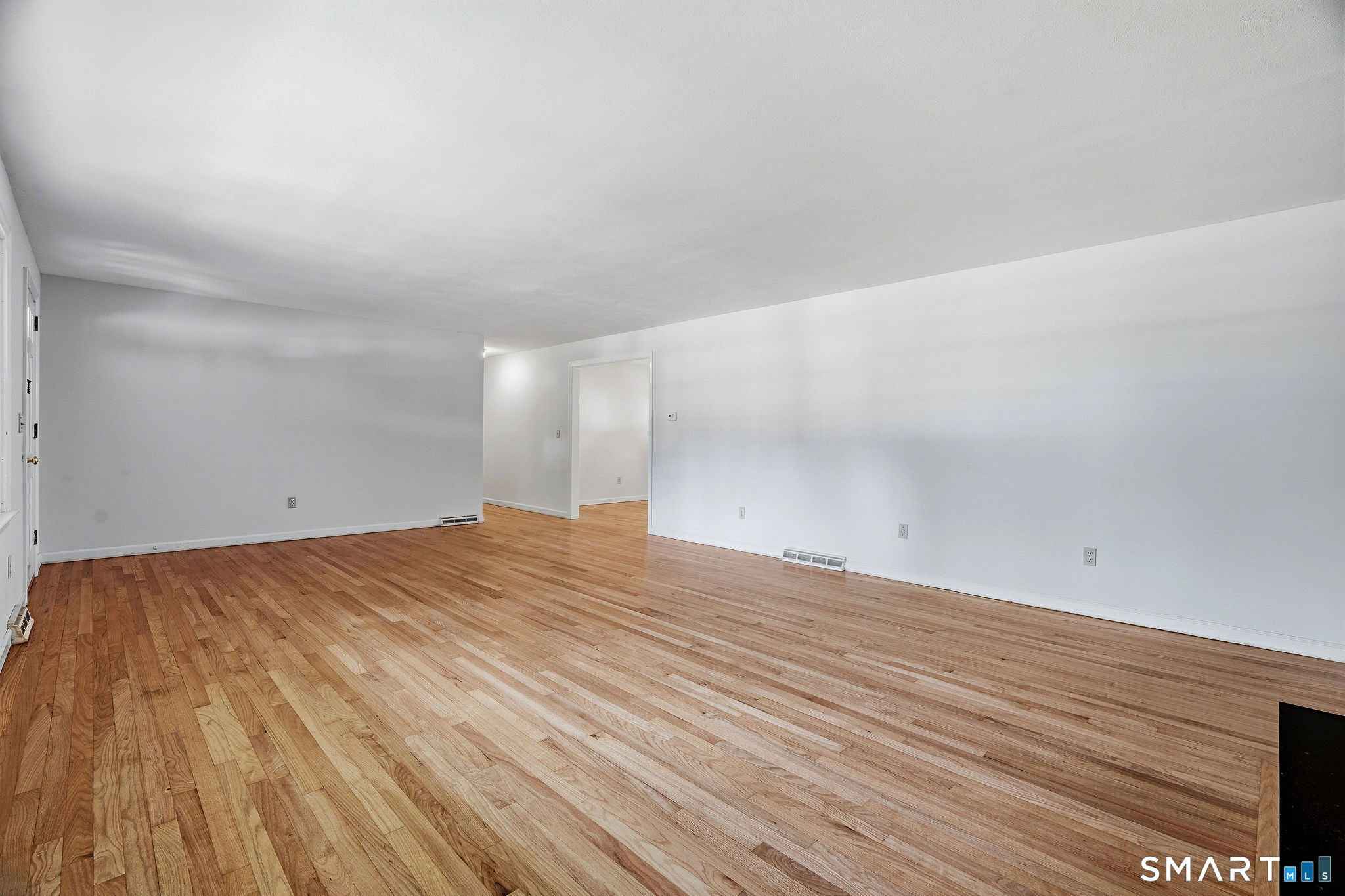 207 School House Road Old Saybrook, CT 06475 - Photo 8 of 31
