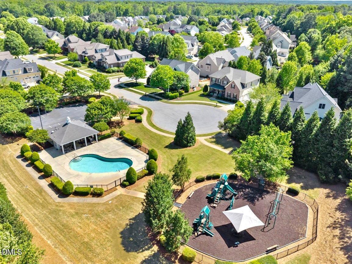 917 Cambridge Hall Loop Apex, NC 27539 - Photo 97 of 100 WhatsApp Image 2026-06-24 at 13.47.56 (1