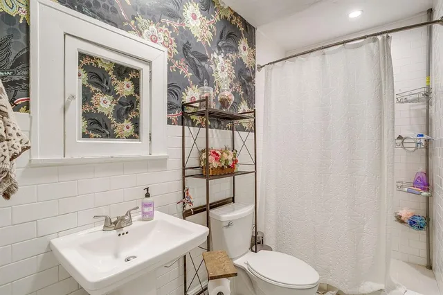 $750,000 | 2222 West Magnolia Avenue, Fort Worth, TX 76110