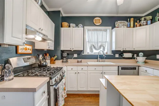 $750,000 | 2222 West Magnolia Avenue, Fort Worth, TX 76110