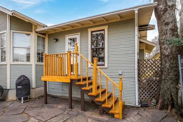 $750,000 | 2222 West Magnolia Avenue, Fort Worth, TX 76110