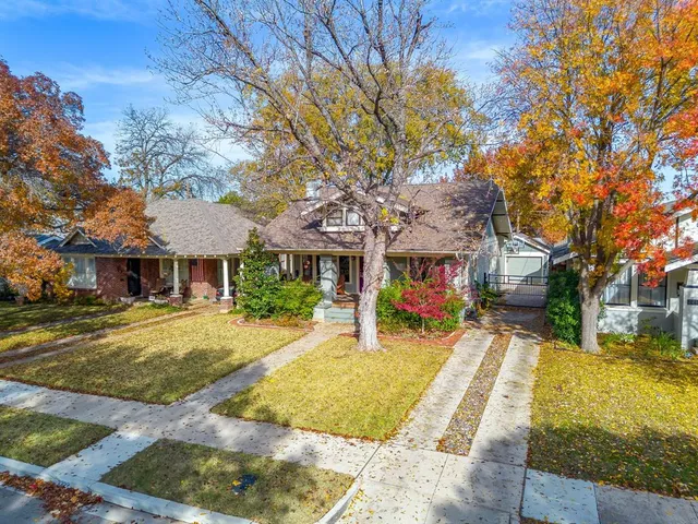 $750,000 | 2222 West Magnolia Avenue, Fort Worth, TX 76110