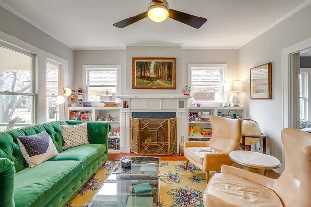 $750,000 | 2222 West Magnolia Avenue, Fort Worth, TX 76110