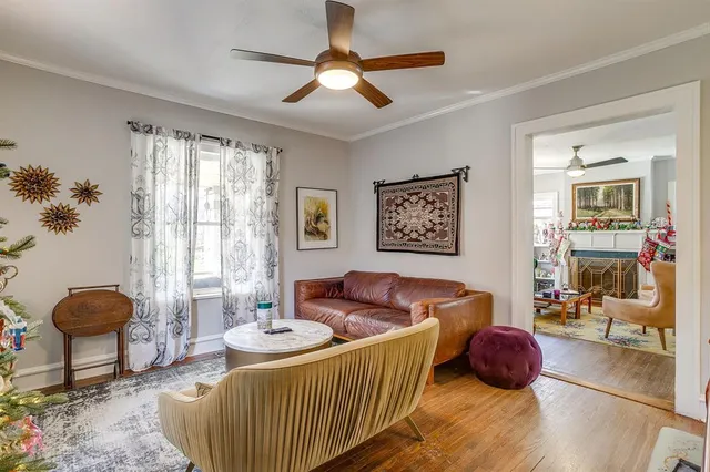 $750,000 | 2222 West Magnolia Avenue, Fort Worth, TX 76110