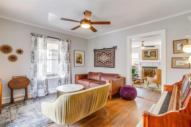 $750,000 | 2222 West Magnolia Avenue, Fort Worth, TX 76110