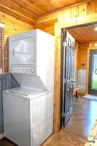 a view of an outdoor space with a window