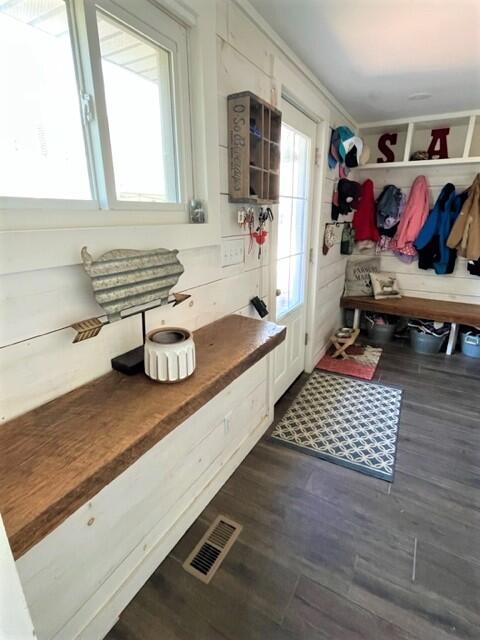 4800 East State Rte 29 Cable, OH 43009 - Photo 29 of 95 mudroom 1