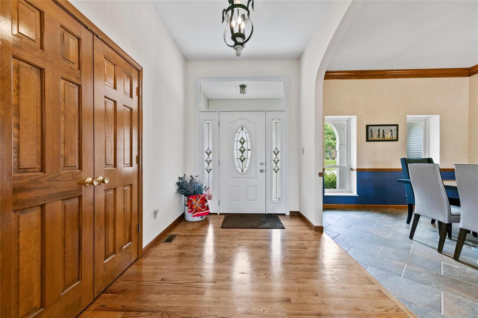374 Northridge Road Columbia, IL 62236 - Photo 4 of 55 Gallery Image 4