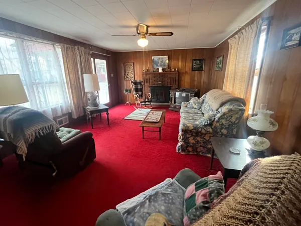 $190,000 | 18 Champlain Street, Brandon, VT 05733