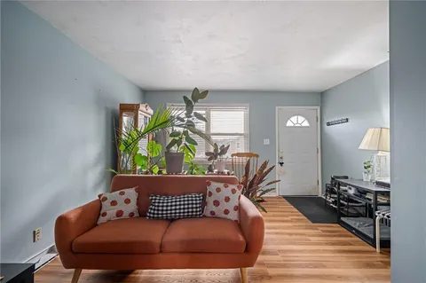 $215,000 | 9402 West 48th Terrace, Shawnee, KS 66203