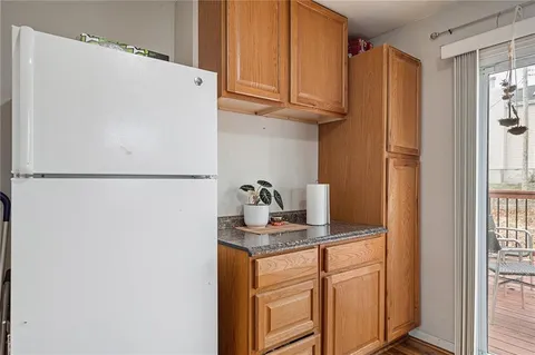 $215,000 | 9402 West 48th Terrace, Shawnee, KS 66203