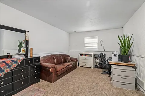 $215,000 | 9402 West 48th Terrace, Shawnee, KS 66203