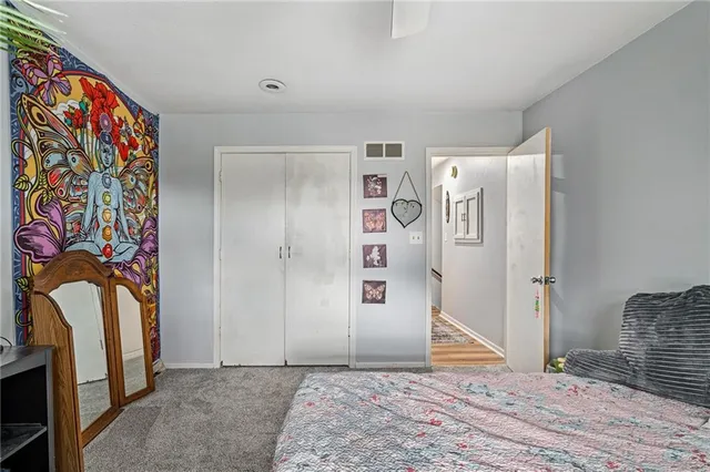 $215,000 | 9402 West 48th Terrace, Shawnee, KS 66203