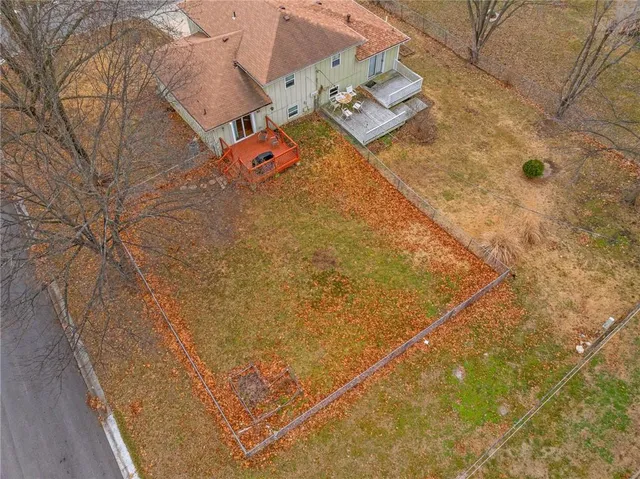 $215,000 | 9402 West 48th Terrace, Shawnee, KS 66203