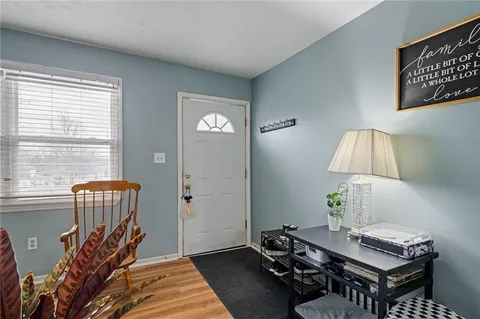 $215,000 | 9402 West 48th Terrace, Shawnee, KS 66203