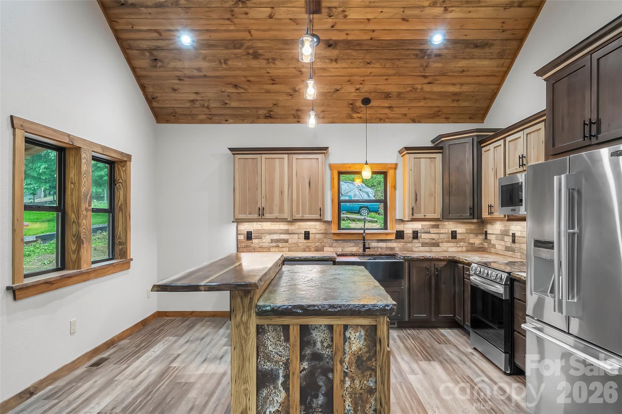 1737 Newfound Road Leicester, NC 28748 - Photo 12 of 47