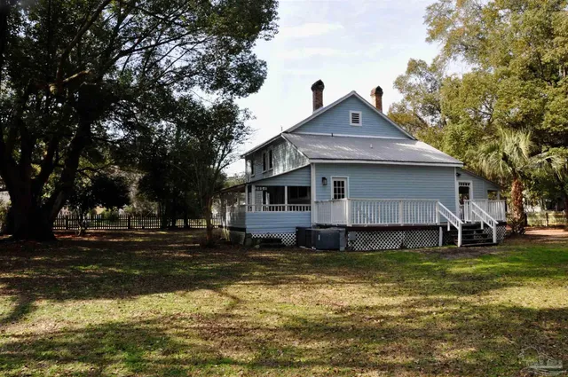 $1,900 | 4600 Forsyth Street, Milton, FL 32583