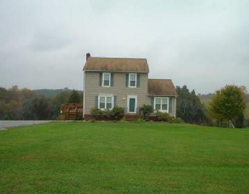 2125 Robertson Road Bedford, VA 24523 - Photo 1 of 5 Listing Photo